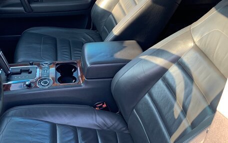 Volkswagen Touareg III, 2007 год, 1 350 000 рублей, 18 фотография