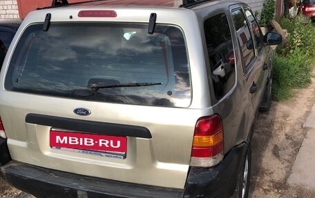 Ford Escape II, 2000 год, 525 000 рублей, 2 фотография