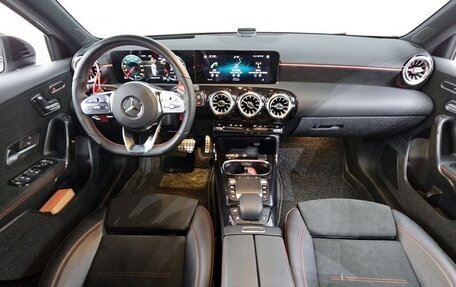 Mercedes-Benz A-Класс AMG, 2021 год, 3 450 000 рублей, 17 фотография