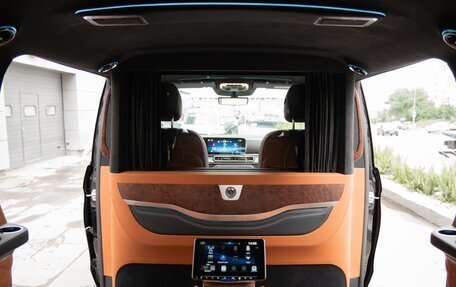 Mercedes-Benz V-Класс, 2024 год, 39 990 000 рублей, 18 фотография