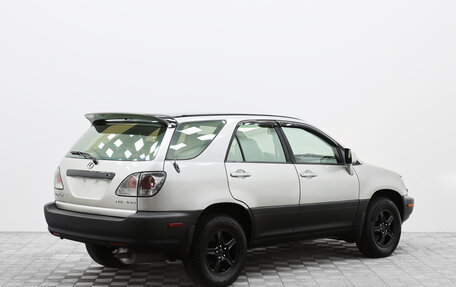 Lexus RX IV рестайлинг, 2001 год, 790 000 рублей, 3 фотография