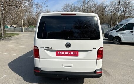 Volkswagen Caravelle T6 рестайлинг, 2018 год, 2 750 000 рублей, 8 фотография
