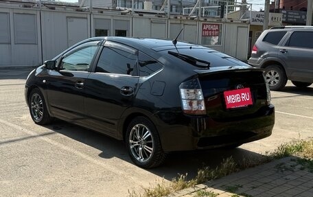 Toyota Prius, 2004 год, 550 000 рублей, 5 фотография