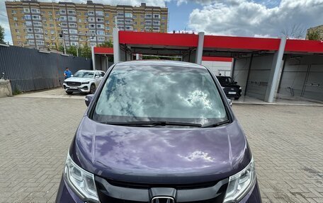 Honda Stepwgn IV, 2015 год, 1 930 000 рублей, 1 фотография