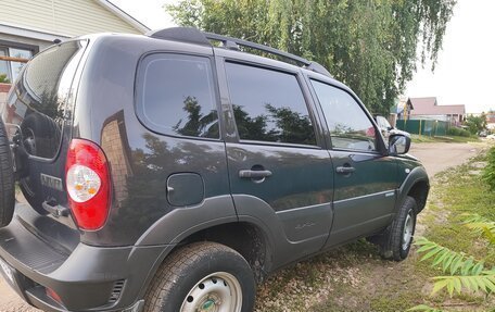 Chevrolet Niva I рестайлинг, 2014 год, 570 000 рублей, 4 фотография