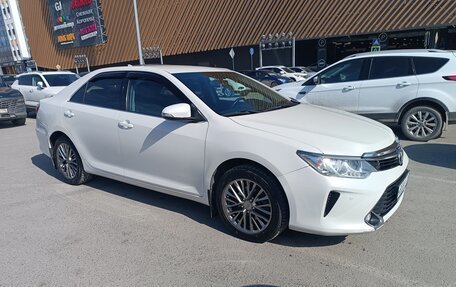 Toyota Camry, 2017 год, 2 350 000 рублей, 10 фотография