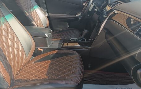 Toyota Camry, 2017 год, 2 350 000 рублей, 4 фотография