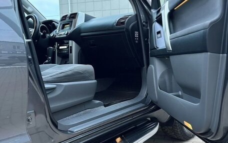 Toyota Land Cruiser Prado 150 рестайлинг 2, 2010 год, 3 550 000 рублей, 9 фотография