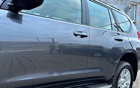 Toyota Land Cruiser Prado 150 рестайлинг 2, 2010 год, 3 550 000 рублей, 12 фотография