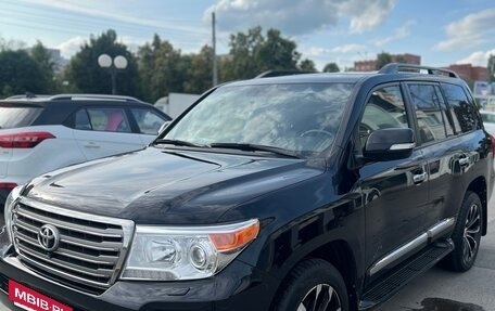 Toyota Land Cruiser 200, 2015 год, 5 495 000 рублей, 2 фотография