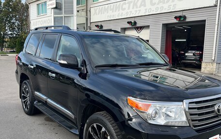Toyota Land Cruiser 200, 2015 год, 5 495 000 рублей, 3 фотография