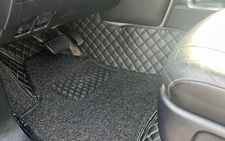 Toyota Land Cruiser 200, 2015 год, 5 495 000 рублей, 18 фотография