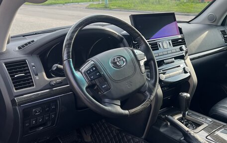 Toyota Land Cruiser 200, 2015 год, 5 495 000 рублей, 10 фотография