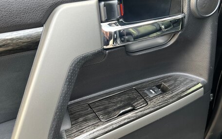 Toyota Land Cruiser 200, 2015 год, 5 495 000 рублей, 20 фотография