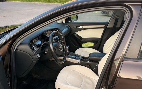 Audi A4, 2012 год, 1 390 000 рублей, 10 фотография