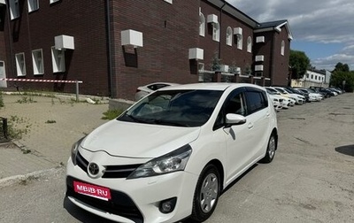 Toyota Verso I, 2013 год, 1 395 000 рублей, 1 фотография