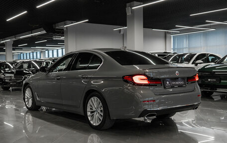 BMW 5 серия, 2022 год, 5 500 000 рублей, 4 фотография