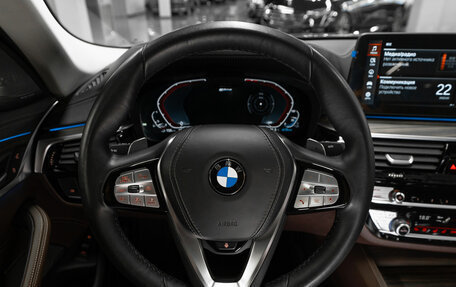 BMW 5 серия, 2022 год, 5 500 000 рублей, 11 фотография