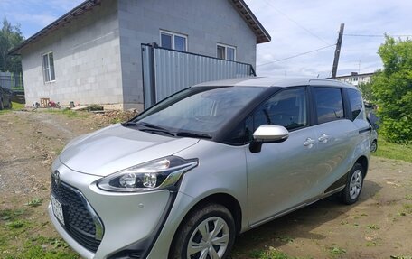 Toyota Sienta II, 2020 год, 1 490 000 рублей, 15 фотография