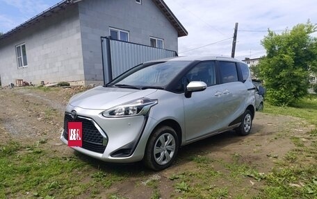 Toyota Sienta II, 2020 год, 1 490 000 рублей, 19 фотография
