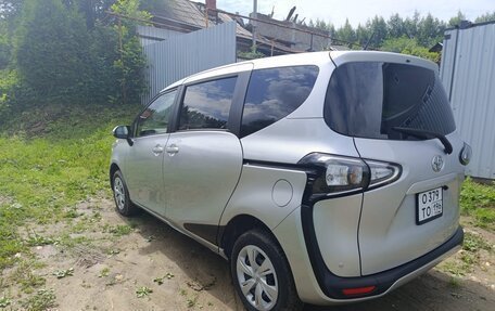 Toyota Sienta II, 2020 год, 1 490 000 рублей, 27 фотография
