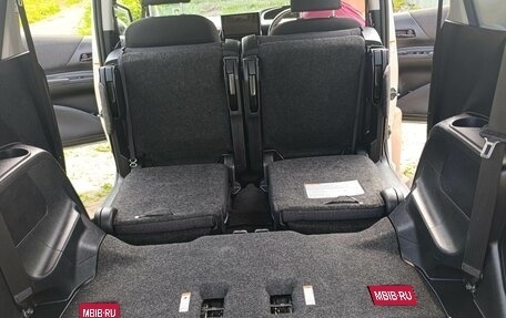 Toyota Sienta II, 2020 год, 1 490 000 рублей, 16 фотография