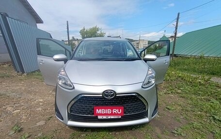 Toyota Sienta II, 2020 год, 1 490 000 рублей, 23 фотография