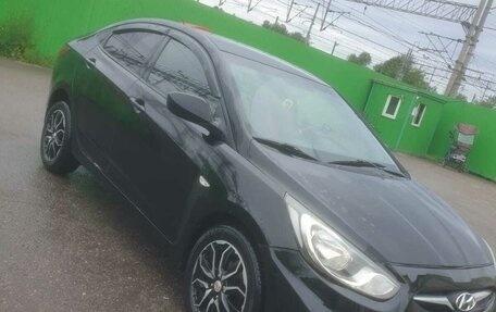 Hyundai Solaris II рестайлинг, 2012 год, 510 000 рублей, 4 фотография