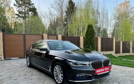 BMW 7 серия, 2015 год, 3 749 000 рублей, 3 фотография