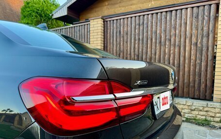 BMW 7 серия, 2015 год, 3 749 000 рублей, 10 фотография