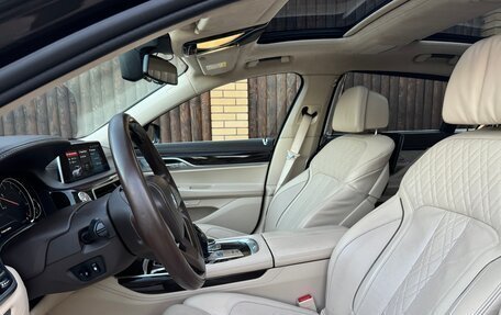 BMW 7 серия, 2015 год, 3 749 000 рублей, 16 фотография