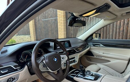 BMW 7 серия, 2015 год, 3 749 000 рублей, 15 фотография