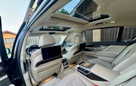 BMW 7 серия, 2015 год, 3 749 000 рублей, 24 фотография