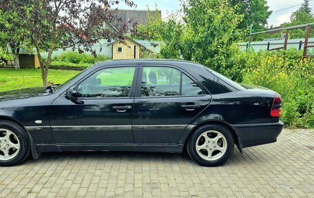 Mercedes-Benz C-Класс, 1997 год, 490 000 рублей, 4 фотография