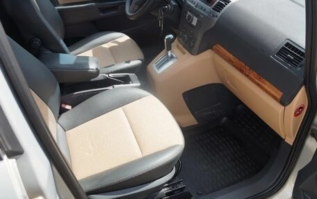 Opel Zafira B, 2006 год, 380 000 рублей, 2 фотография