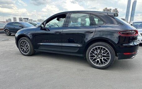 Porsche Macan I рестайлинг, 2017 год, 4 950 000 рублей, 2 фотография