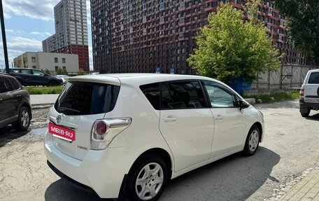 Toyota Verso I, 2013 год, 1 395 000 рублей, 4 фотография