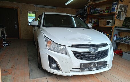 Chevrolet Cruze II, 2013 год, 305 000 рублей, 4 фотография