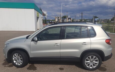 Volkswagen Tiguan I, 2011 год, 1 040 000 рублей, 1 фотография
