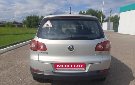 Volkswagen Tiguan I, 2011 год, 1 040 000 рублей, 4 фотография