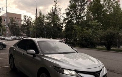 Toyota Camry, 2018 год, 2 800 000 рублей, 1 фотография