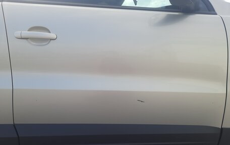 Volkswagen Tiguan I, 2011 год, 1 040 000 рублей, 10 фотография