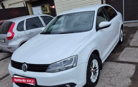 Volkswagen Jetta VI, 2014 год, 1 100 000 рублей, 4 фотография