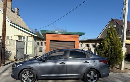 Hyundai Solaris II рестайлинг, 2020 год, 1 750 000 рублей, 4 фотография