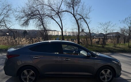 Hyundai Solaris II рестайлинг, 2020 год, 1 750 000 рублей, 5 фотография