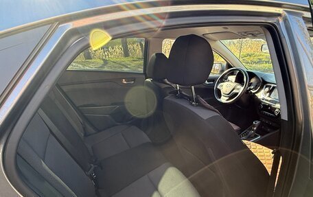 Hyundai Solaris II рестайлинг, 2020 год, 1 750 000 рублей, 10 фотография
