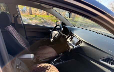 Hyundai Solaris II рестайлинг, 2020 год, 1 750 000 рублей, 11 фотография
