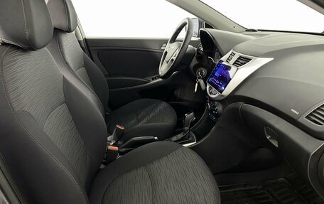 Hyundai Solaris II рестайлинг, 2015 год, 1 080 000 рублей, 13 фотография