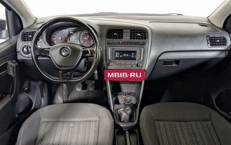 Volkswagen Polo VI (EU Market), 2016 год, 825 000 рублей, 6 фотография