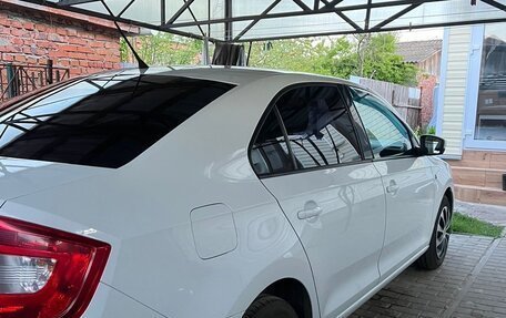 Skoda Rapid I, 2014 год, 810 000 рублей, 2 фотография